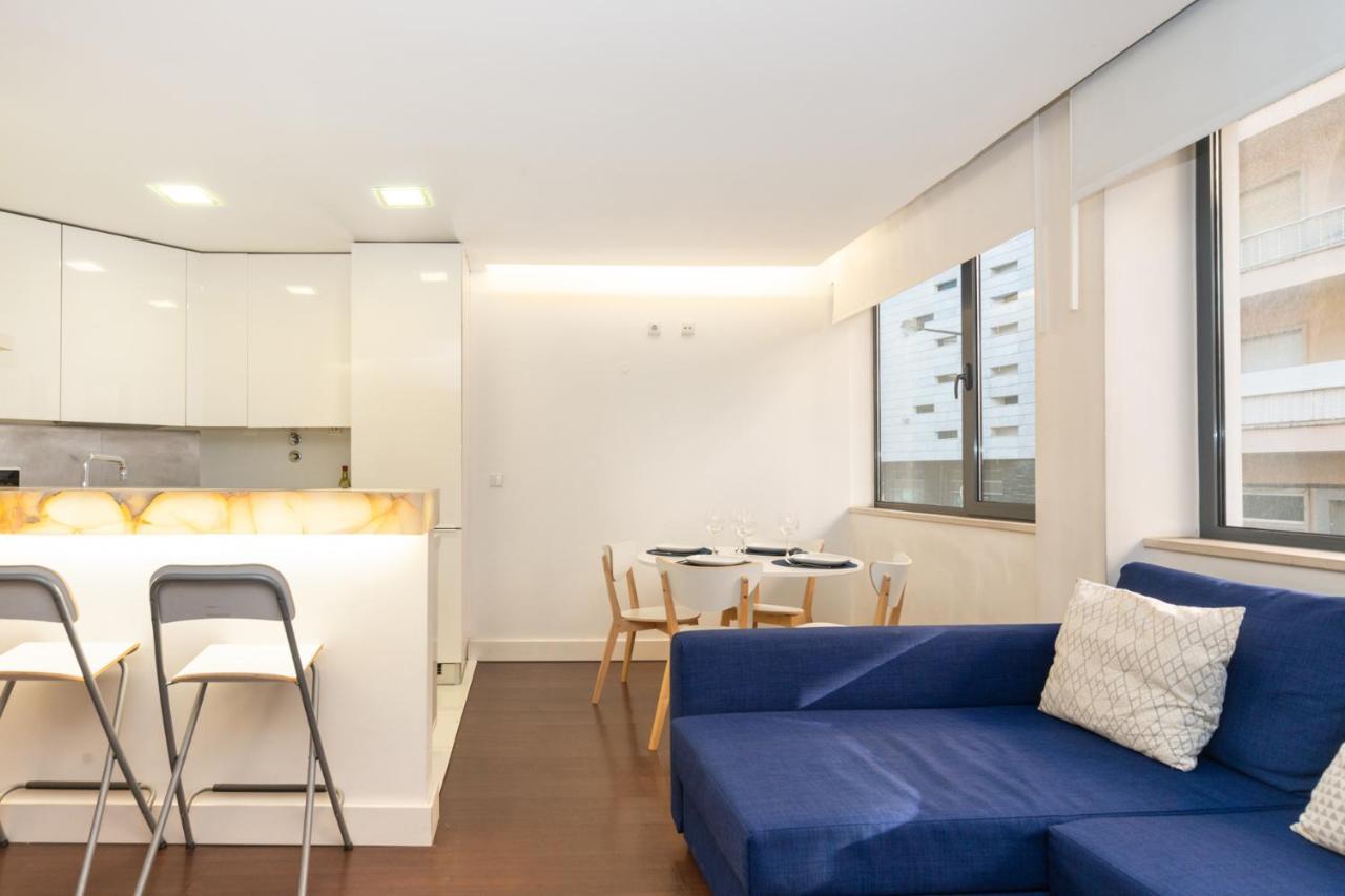 Comfortable Apartment In Marques De Pombal Lisboa Exterior foto